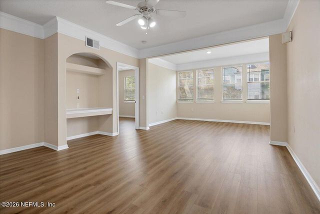 8550 TOUCHTON Road 521, Jacksonville, FL 32216