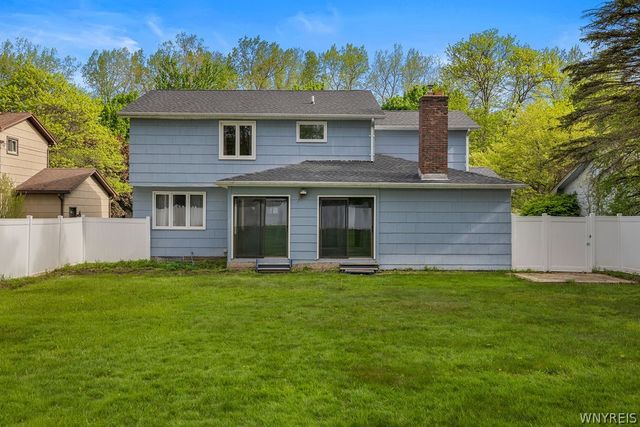 142 Montbleu Drive, Amherst, NY 14068