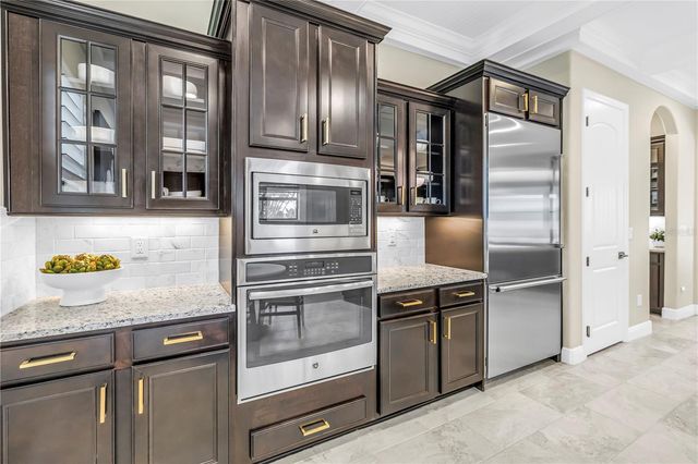 6237 SIGNATURE POINTE LANE, Bradenton, FL 34210