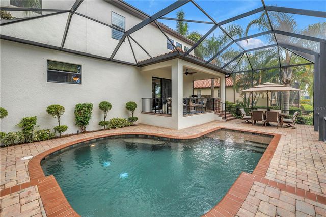 6237 SIGNATURE POINTE LANE, Bradenton, FL 34210