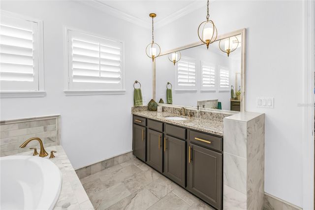 6237 SIGNATURE POINTE LANE, Bradenton, FL 34210
