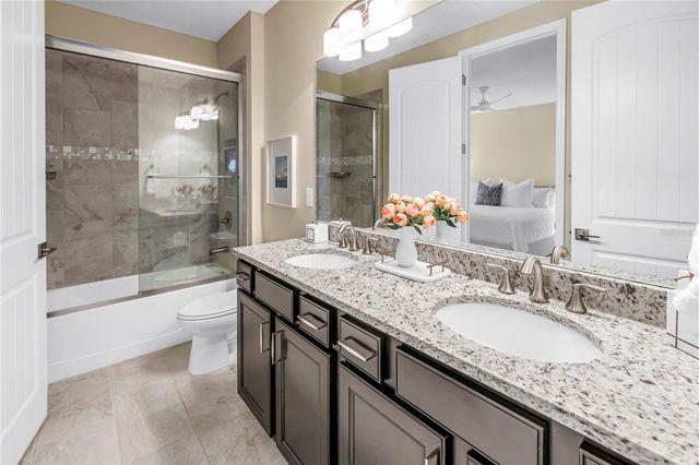 6237 SIGNATURE POINTE LANE, Bradenton, FL 34210