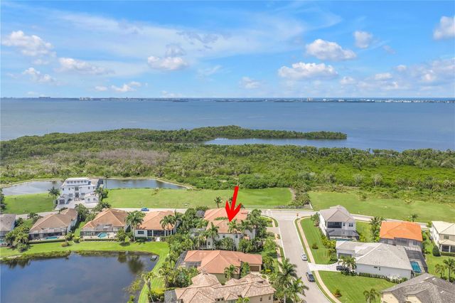 6237 SIGNATURE POINTE LANE, Bradenton, FL 34210