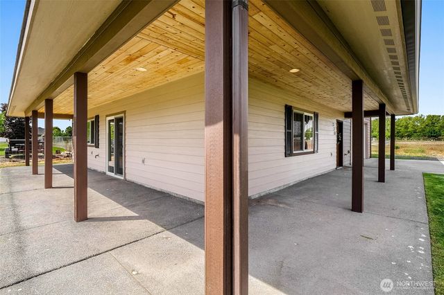 328 Potato Hill Road NE, Moses Lake, WA 98837