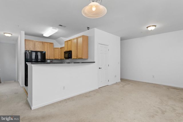 21B IRON WORKS WAY, Trenton, NJ 08611