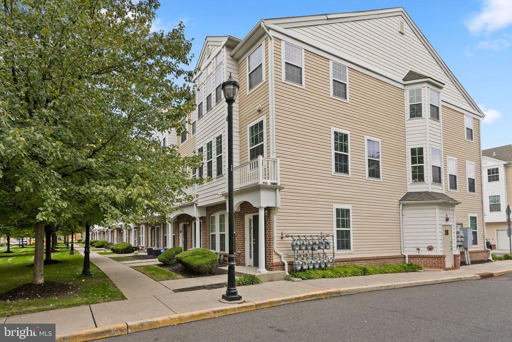 21B IRON WORKS WAY, Trenton, NJ 08611