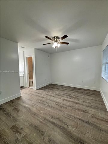 15655 SW 74th Cir Drive 146, Miami, FL 33193