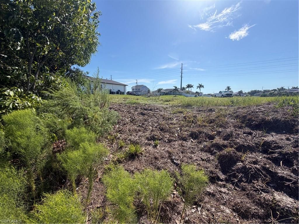 129 NW 24th AVE, CAPE CORAL, FL 33993 — photo 5