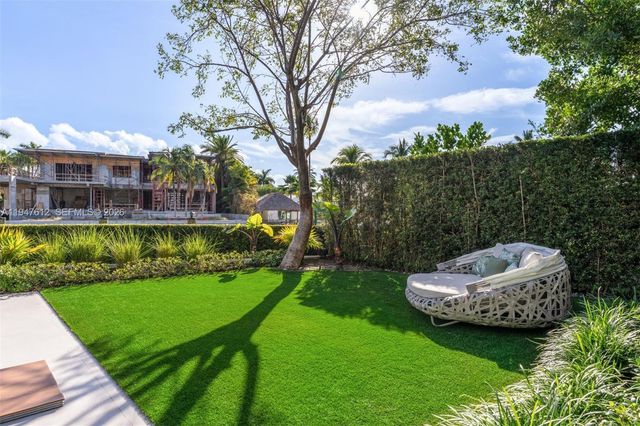 7333 Belle Meade Blvd, Miami, FL 33138