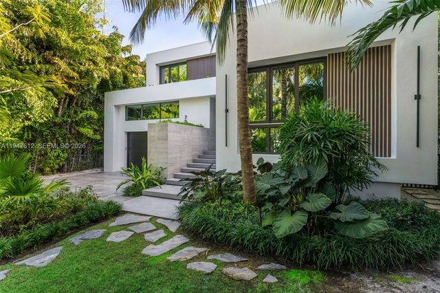 7333 Belle Meade Blvd, Miami, FL 33138