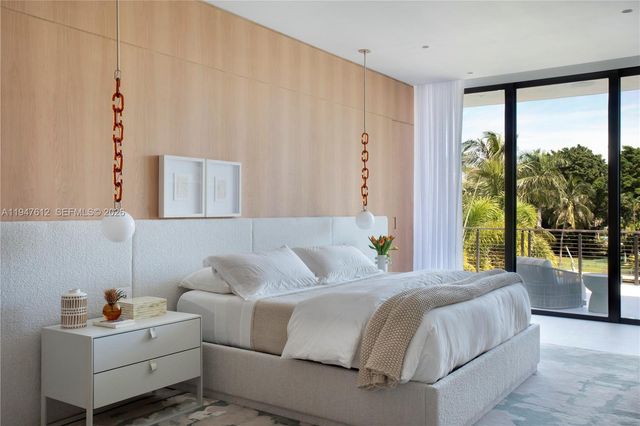 7333 Belle Meade Blvd, Miami, FL 33138