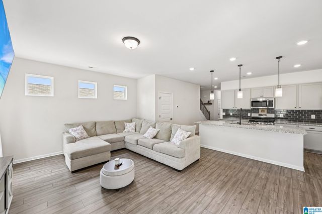 1024 PINNACLE PARKWAY, Leeds, AL 35094