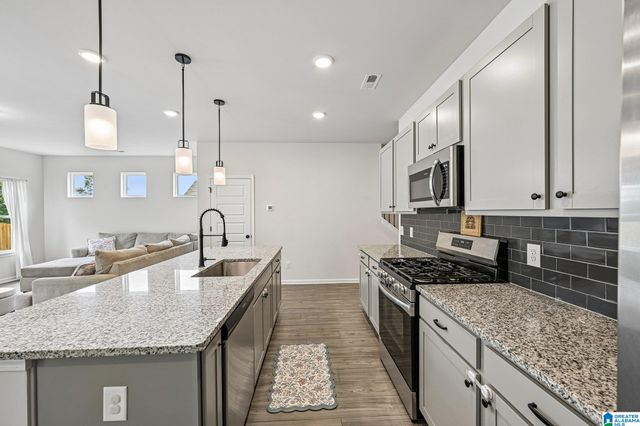 1024 PINNACLE PARKWAY, Leeds, AL 35094