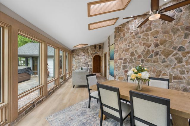 692 Private Road 5937, Emory, TX 75440