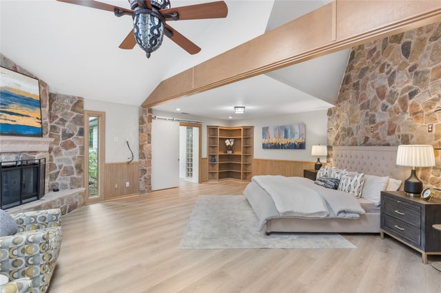 692 Private Road 5937, Emory, TX 75440