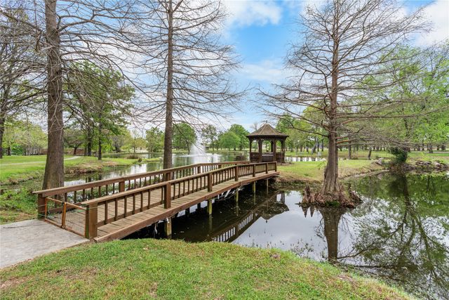 692 Private Road 5937, Emory, TX 75440