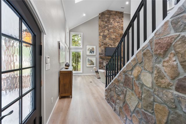 692 Private Road 5937, Emory, TX 75440