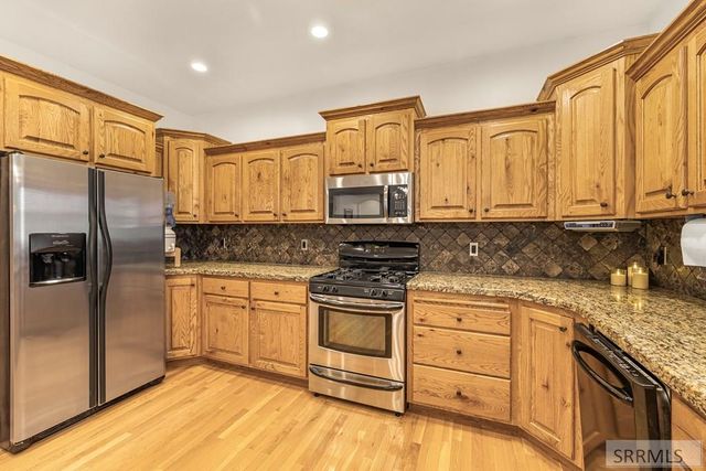 3930 E John Adams Parkway, Idaho Falls, ID 83401