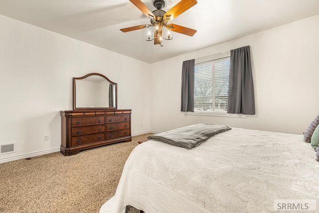 3930 E John Adams Parkway, Idaho Falls, ID 83401