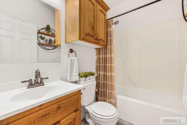 3930 E John Adams Parkway, Idaho Falls, ID 83401