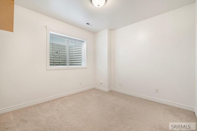 3930 E John Adams Parkway, Idaho Falls, ID 83401