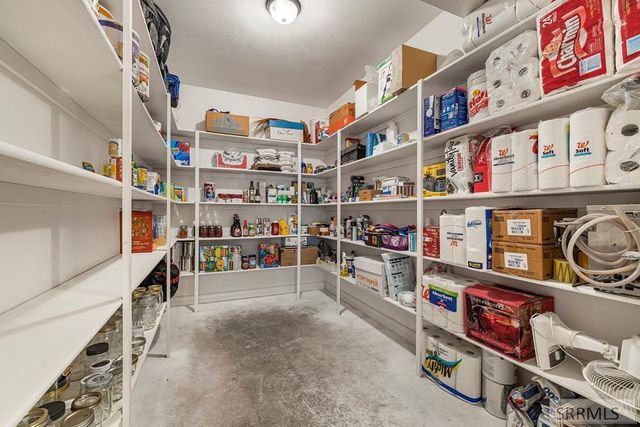 3930 E John Adams Parkway, Idaho Falls, ID 83401