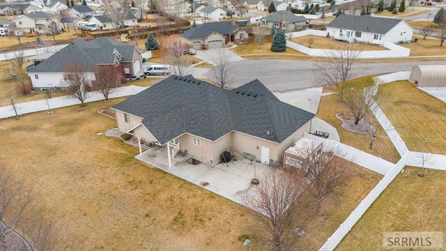 3930 E John Adams Parkway, Idaho Falls, ID 83401