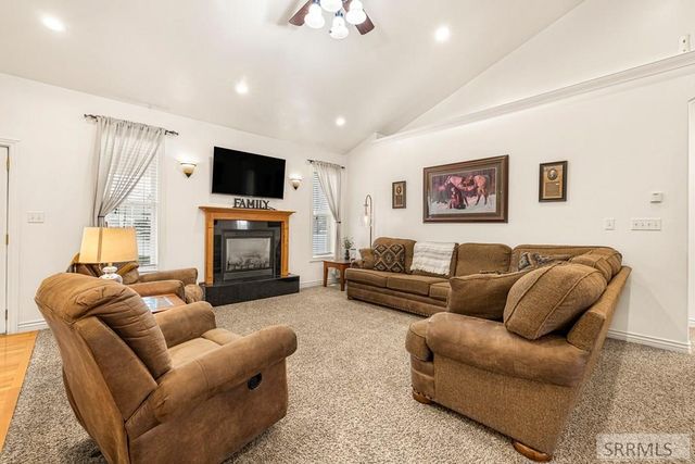 3930 E John Adams Parkway, Idaho Falls, ID 83401