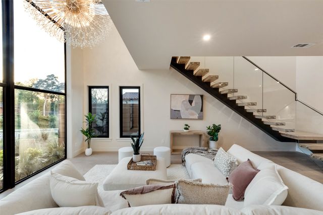 1622 Sylvan Avenue, Dallas, TX 75208