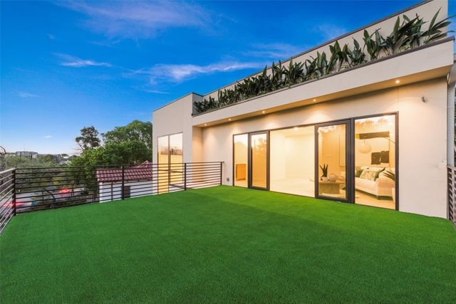 1622 Sylvan Avenue, Dallas, TX 75208