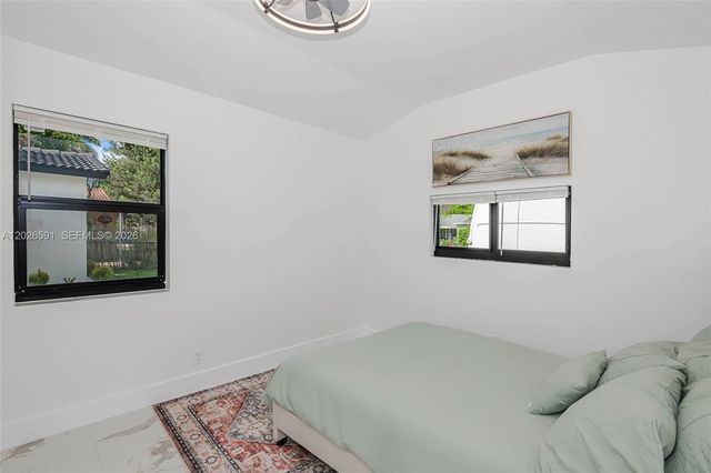 537 S 29th Court, Hollywood, FL 33020