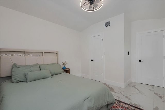 537 S 29th Court, Hollywood, FL 33020