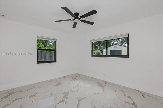 537 S 29th Court, Hollywood, FL 33020
