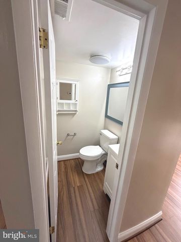 14870 EMBERDALE DR, Woodbridge, VA 22193