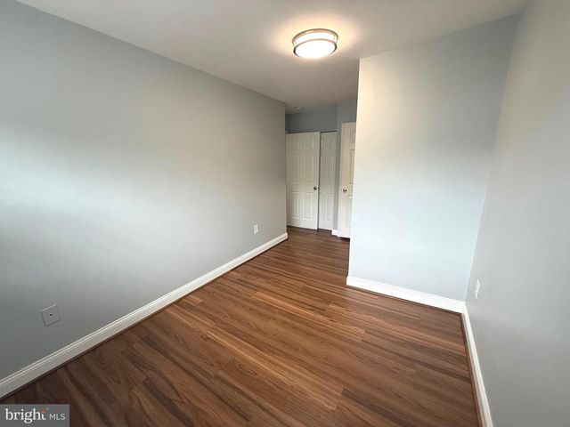 14870 EMBERDALE DR, Woodbridge, VA 22193