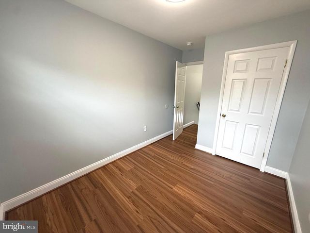 14870 EMBERDALE DR, Woodbridge, VA 22193