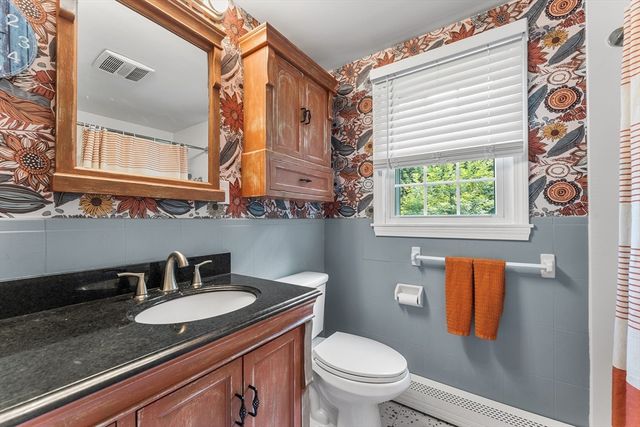 841 Union St, East Bridgewater, MA 02333