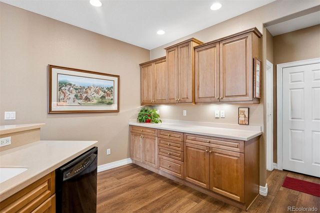 8526 W Quarles Place, Littleton, CO 80128