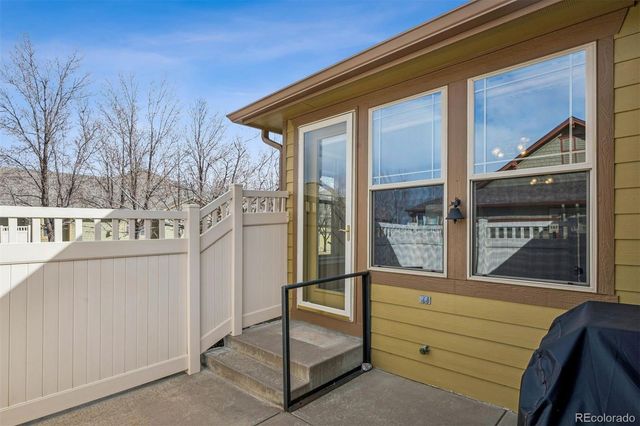 8526 W Quarles Place, Littleton, CO 80128