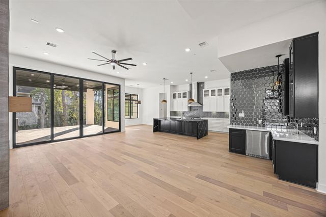 14111 Cindywood Circle, Houston, TX 77079