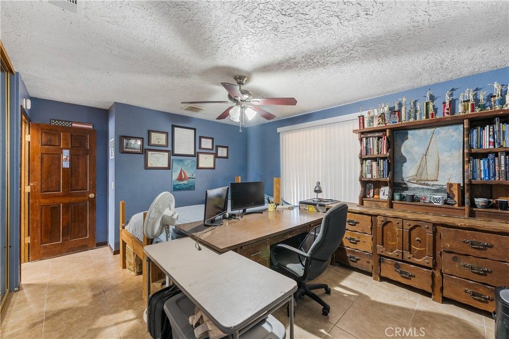 Image 12 of property listing at 40508 E 154th Street, Lancaster, CA 93535