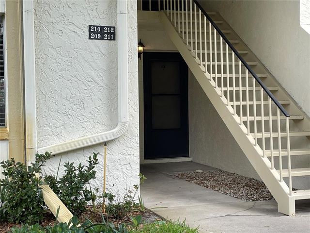 211 PINE COURT 211, Oldsmar, FL 34677