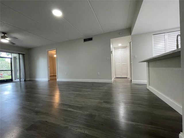 211 PINE COURT 211, Oldsmar, FL 34677