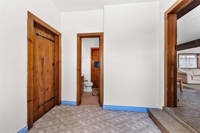 1920 Grandview Ave, Irwin, PA 15642