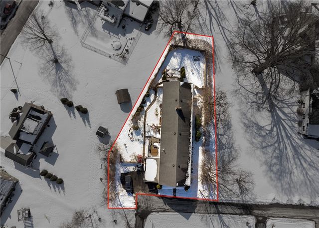 1920 Grandview Ave, Irwin, PA 15642