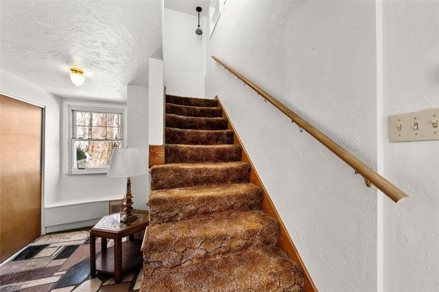 1920 Grandview Ave, Irwin, PA 15642