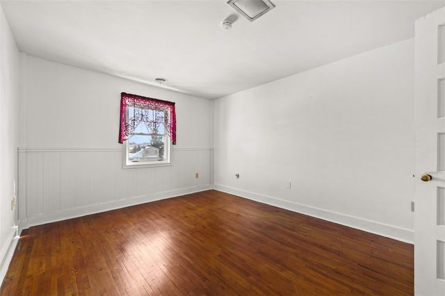 1920 Grandview Ave, Irwin, PA 15642