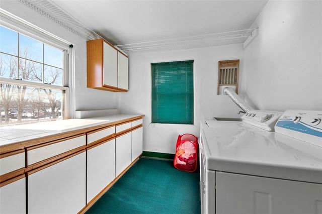 1920 Grandview Ave, Irwin, PA 15642