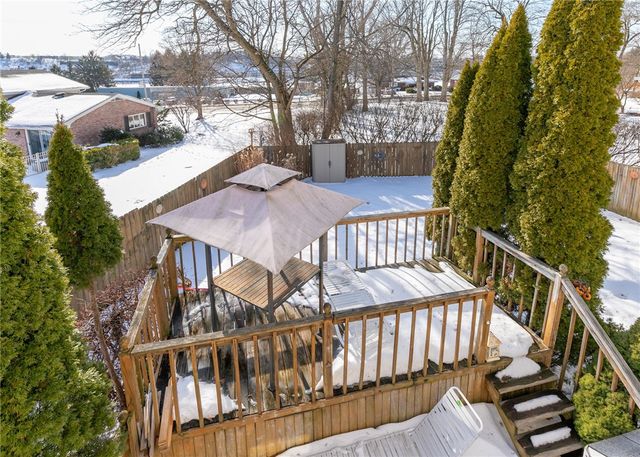 1920 Grandview Ave, Irwin, PA 15642