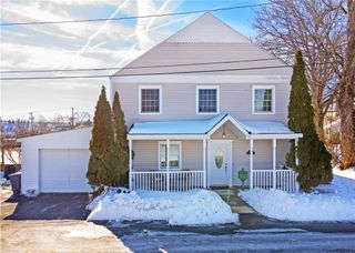 1920 Grandview Ave, Irwin, PA 15642